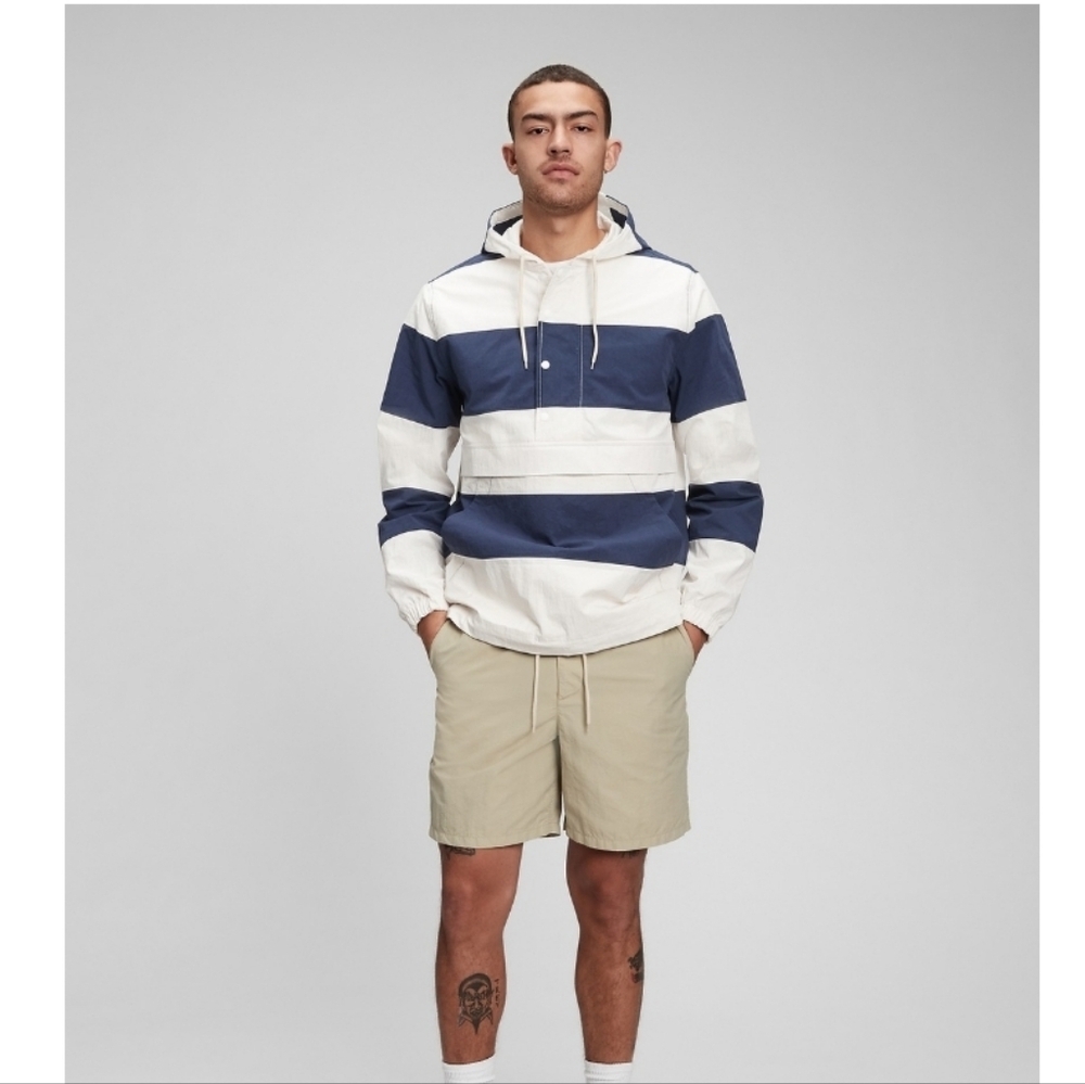 Men's NWT Gap Medium Anorak Jacket Rugby Stripe Hooded Pullover Coastal‎ Preppy